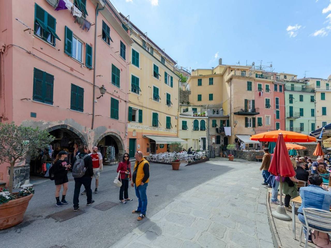 Апартаменти Joivy Family Flat With Little Patio, Cinque Terre Вернацца Екстер'єр фото